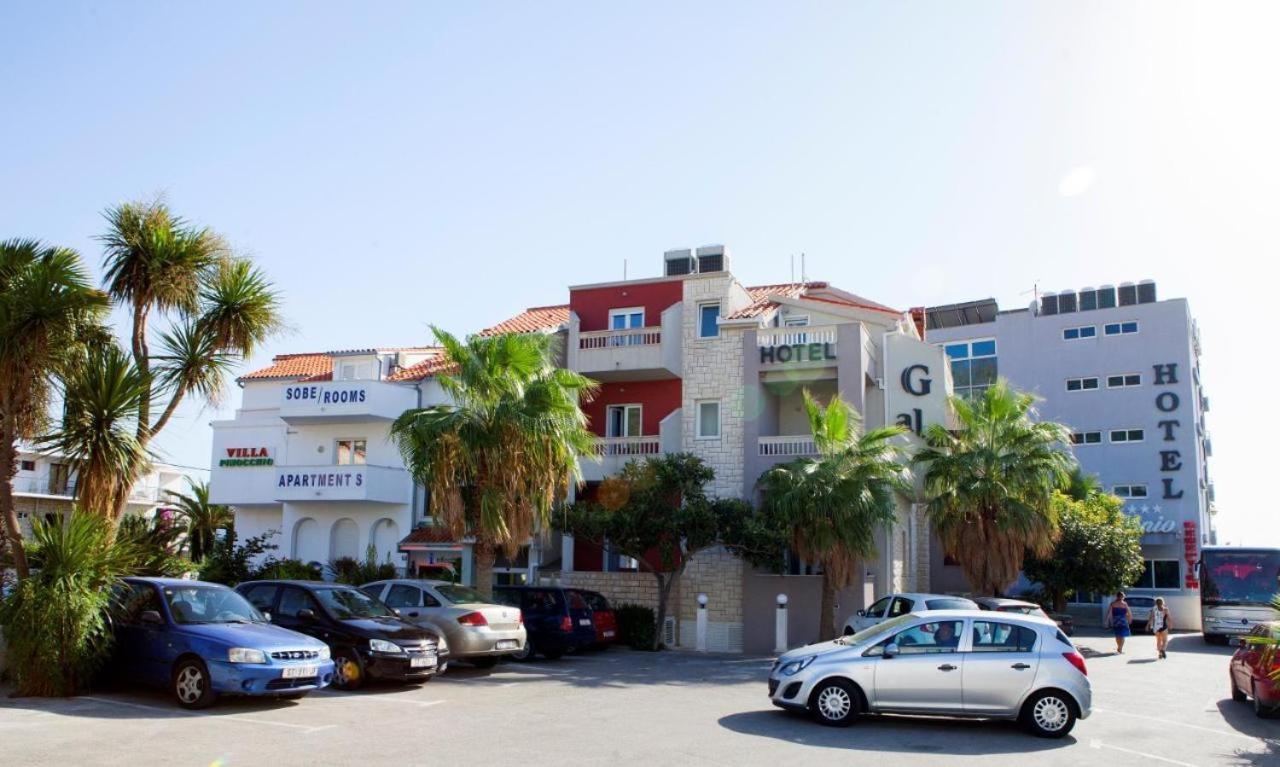 Hotel San Antonio Подстрана Екстериор снимка